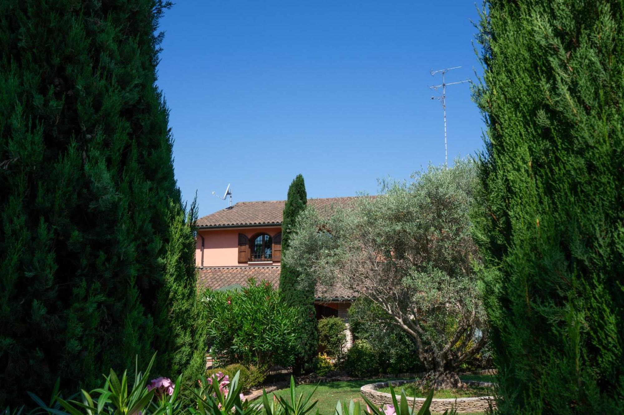 B&B Villa Argiolas 摩德纳 外观 照片